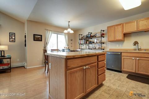 1650 Mountainman Loop # 111, Anchorage, AK 99507 photo 17