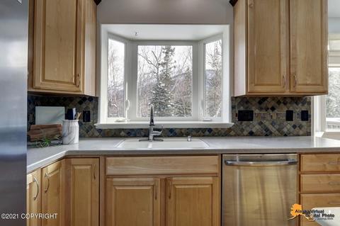 8515 Lassen Cir, Eagle River, AK 99577 photo 11