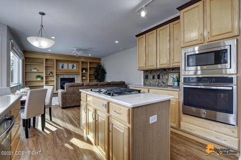 8515 Lassen Cir, Eagle River, AK 99577 photo 14