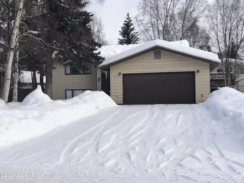 4115 Vance Dr, Anchorage, AK 99508 photo 2