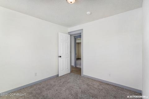 3235 E 17th Ave, Anchorage, AK 99508 photo 12