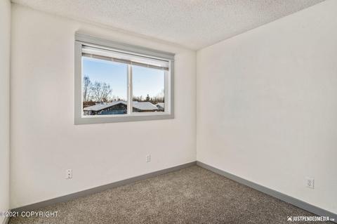 3235 E 17th Ave, Anchorage, AK 99508 photo 13