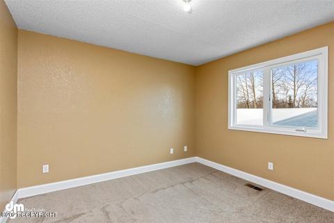 8317 Wilcox St, Anchorage, AK 99502 photo 18