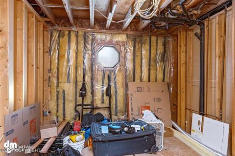 8317 Wilcox St, Anchorage, AK 99502 photo 31