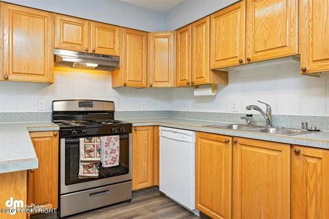 8317 Wilcox St, Anchorage, AK 99502 photo 7