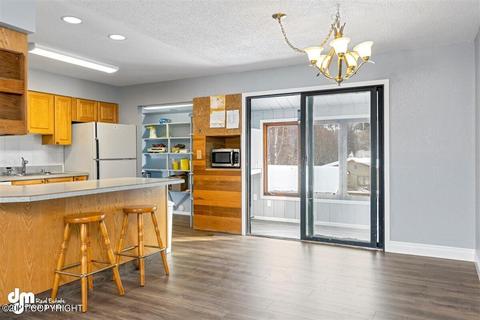 8317 Wilcox St, Anchorage, AK 99502 photo 11