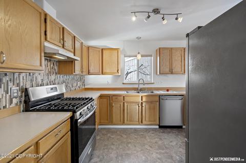 7060 Clairmont Cir, Anchorage, AK 99507 photo 29