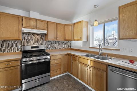 7060 Clairmont Cir, Anchorage, AK 99507 photo 28