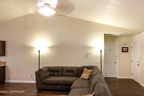 5820 E Summit Cir, Wasilla, AK 99654 photo 6