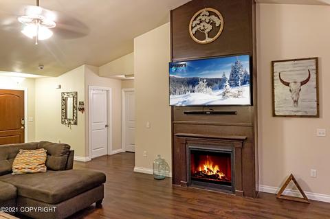 5820 E Summit Cir, Wasilla, AK 99654 photo 4
