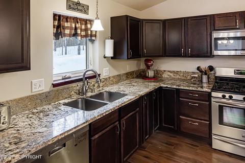 5820 E Summit Cir, Wasilla, AK 99654 photo 14