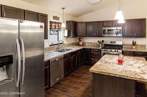5820 E Summit Cir, Wasilla, AK 99654 photo 13