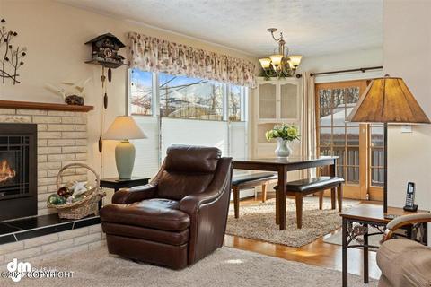 4237 James Dr, Anchorage, AK 99504 photo 9