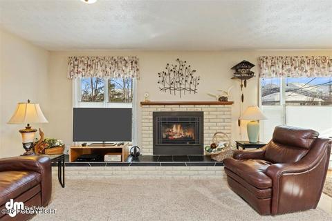 4237 James Dr, Anchorage, AK 99504 photo 1