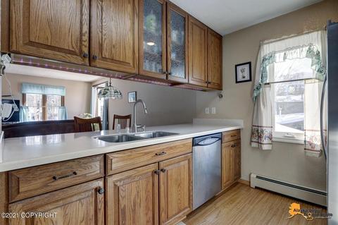 10232 Chickaloon St, Eagle River, AK 99577 photo 27