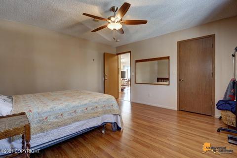 10232 Chickaloon St, Eagle River, AK 99577 photo 30
