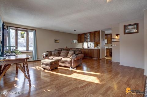 10232 Chickaloon St, Eagle River, AK 99577 photo 17