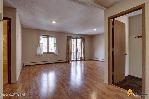 10232 Chickaloon St, Eagle River, AK 99577 photo 34