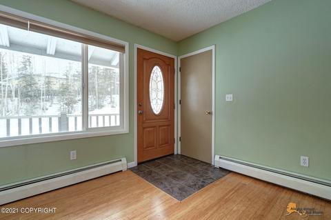 19048 War Admiral Rd, Eagle River, AK 99577 photo 4