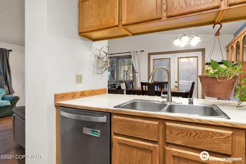 7730 Delridge Cir, Anchorage, AK 99507 photo 13