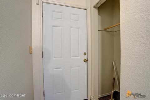 7724 Chaimi Loop, Anchorage, AK 99504 photo 3