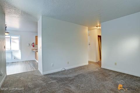 7724 Chaimi Loop, Anchorage, AK 99504 photo 6