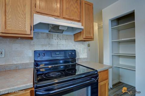 7724 Chaimi Loop, Anchorage, AK 99504 photo 15