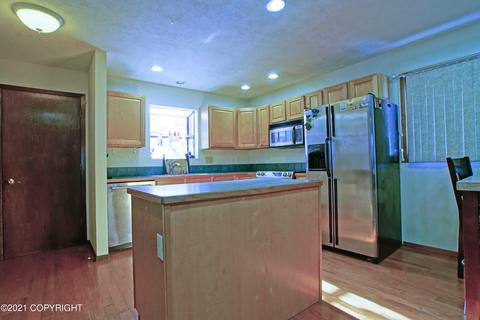 3420 Wiley Post Loop, Anchorage, AK 99517 photo 2
