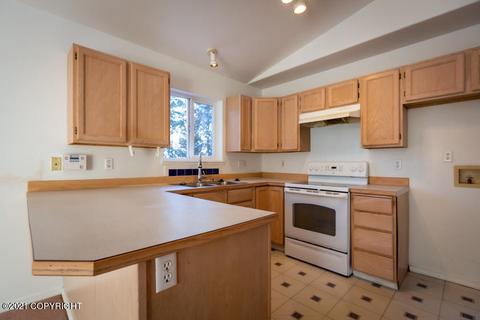 8812 Dome Cir, Eagle River, AK 99577 photo 8