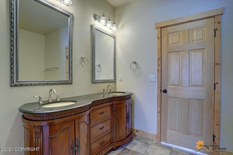 12534 E Outer Springer Loop, Palmer, AK 99645 photo 38