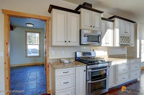 12534 E Outer Springer Loop, Palmer, AK 99645 photo 16