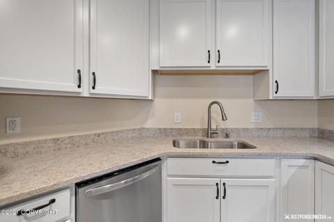 347 Dailey Ave # 2D, Anchorage, AK 99515 photo 27