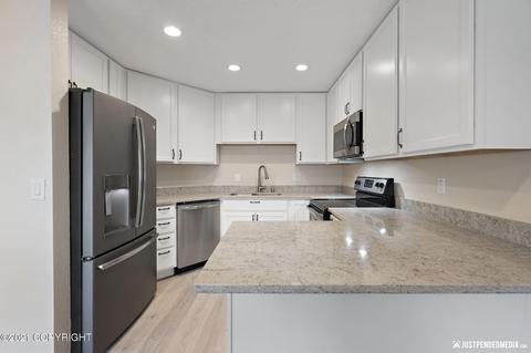 347 Dailey Ave # 2D, Anchorage, AK 99515 photo 25