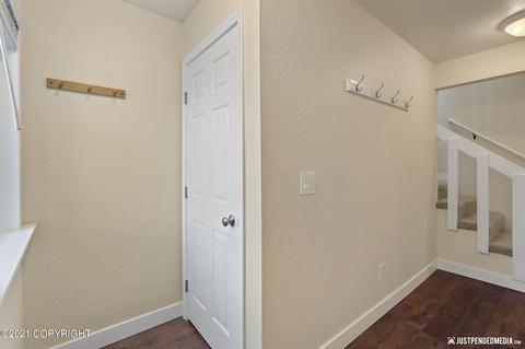 347 Dailey Ave # 2D, Anchorage, AK 99515 photo 6