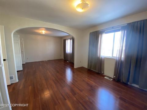 8560 Cross Pointe Loop, Anchorage, AK 99504 photo 6
