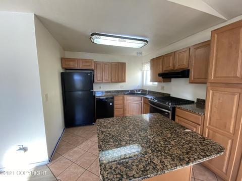 8560 Cross Pointe Loop, Anchorage, AK 99504 photo 4