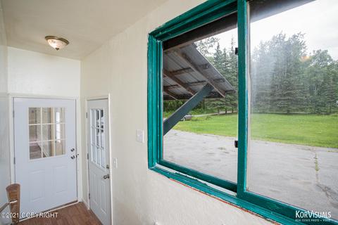 22266 E Mcpherson Ave, Sutton, AK 99674 photo 5