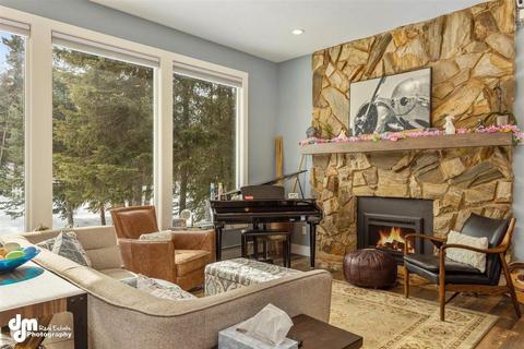 10657 Tradition Ave, Eagle River, AK 99577 photo 5