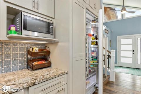 10657 Tradition Ave, Eagle River, AK 99577 photo 17