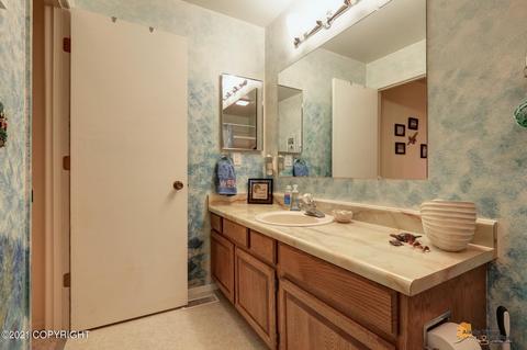3331 Wiley Post Loop, Anchorage, AK 99517 photo 32