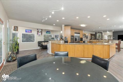 9231 Main Tree Dr, Anchorage, AK 99507 photo 9