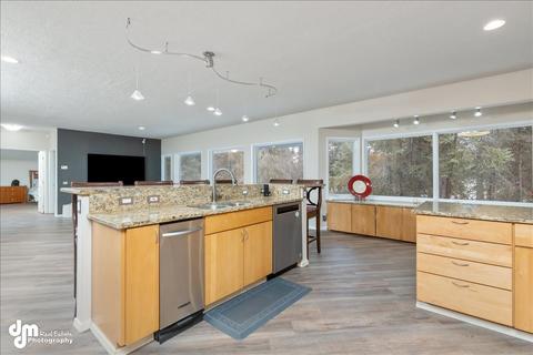 9231 Main Tree Dr, Anchorage, AK 99507 photo 6