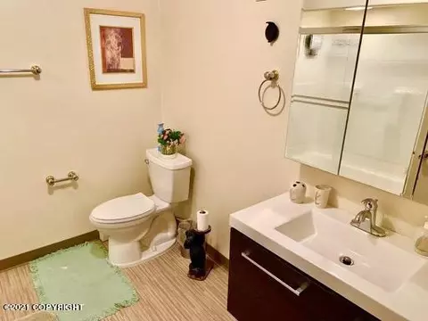 4608 E 7th Ave, Anchorage, AK 99508 photo 10