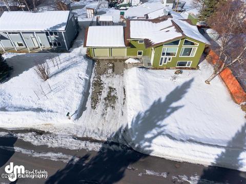 3920 Balchen Dr, Anchorage, AK 99517 photo 2