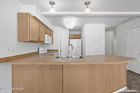 6489 Whispering Loop, Anchorage, AK 99504 photo 7