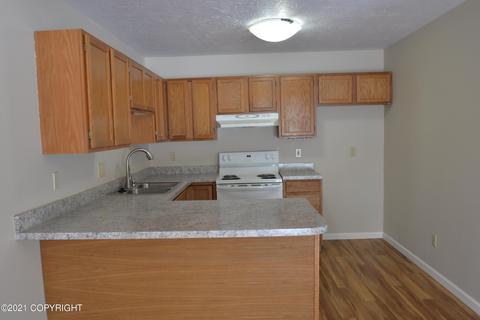 18727 N Lowrie Loop, Eagle River, AK 99577 photo 2