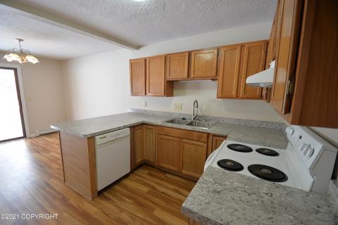 18727 N Lowrie Loop, Eagle River, AK 99577 photo 6