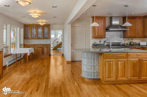 25135 Cates Ave, Eagle River, AK 99577 photo 8