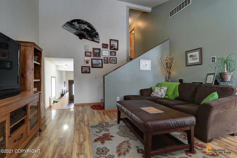 13045 Ridd Cir, Eagle River, AK 99577 photo 4