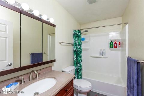 11126 Aurora Cir, Eagle River, AK 99577 photo 15